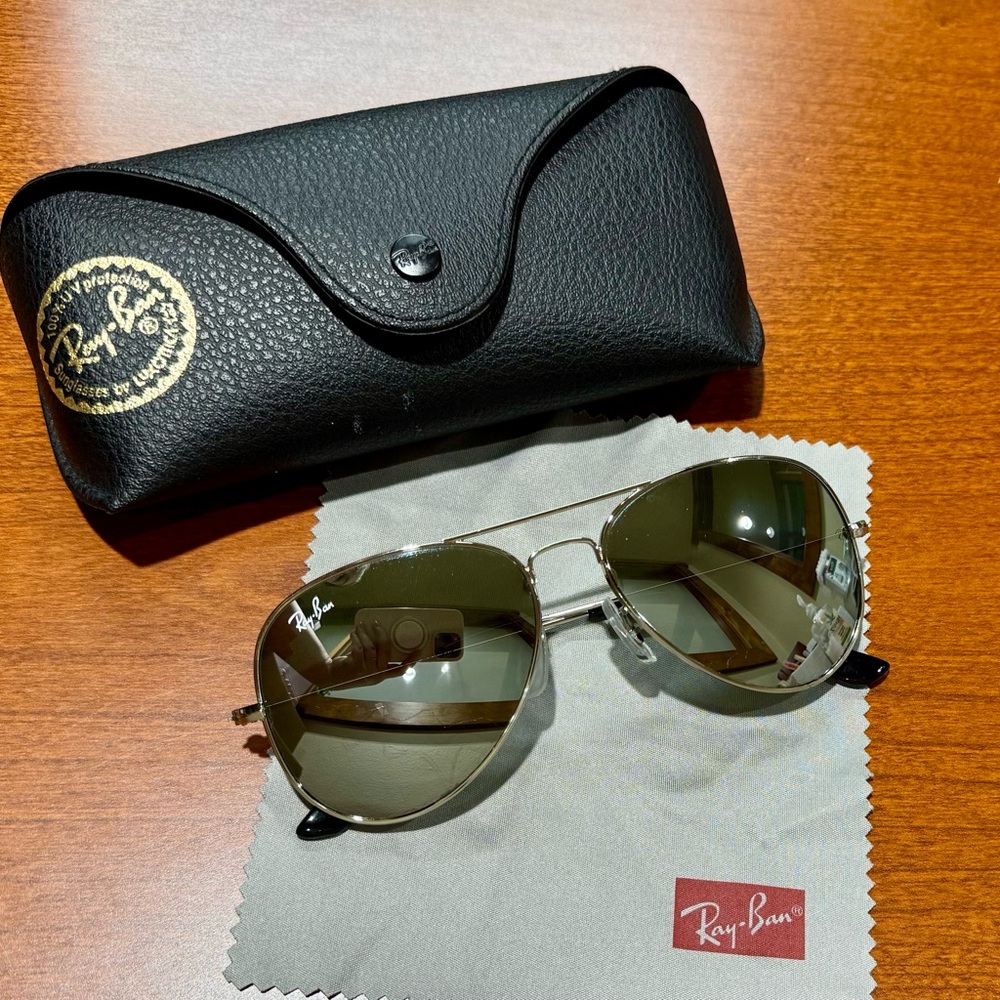 Rayban RB 3025 Aviators Sunglasses Silver 58mm